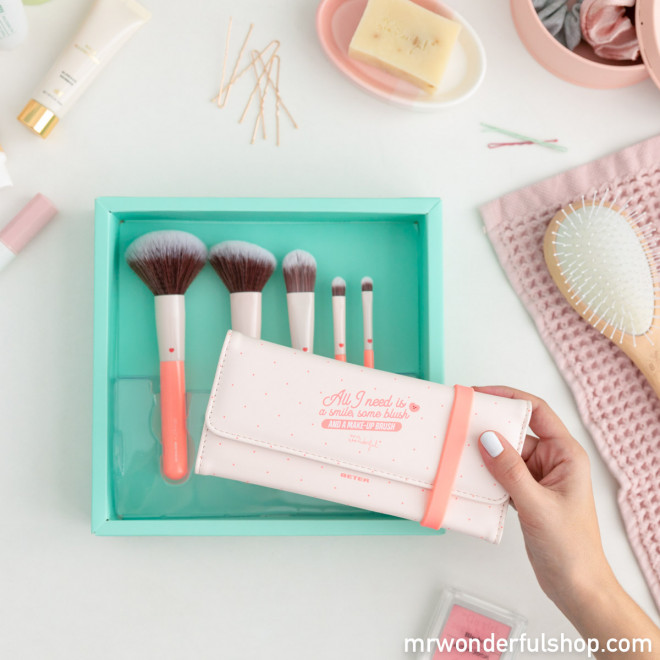 up and up makeup brushes